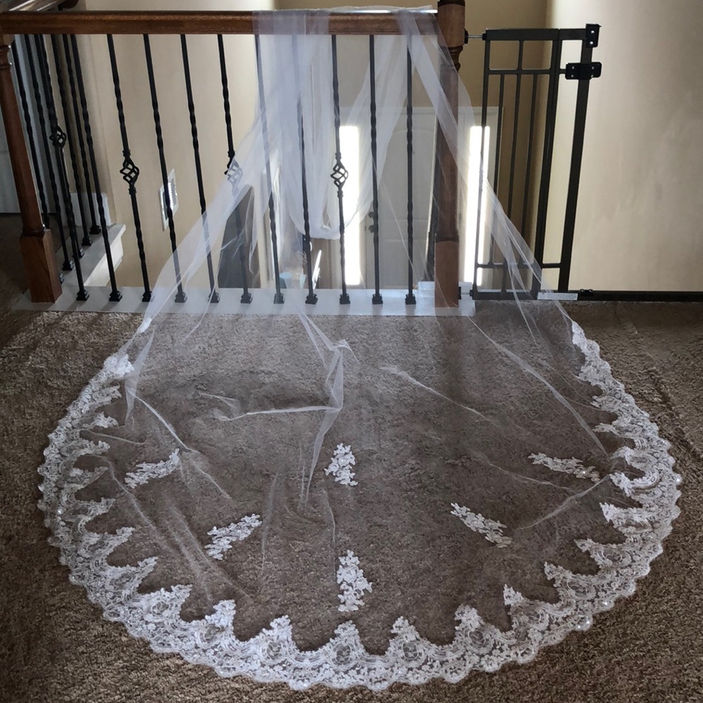 120” Cathedral Length Veil Lace Trim w/Pearls